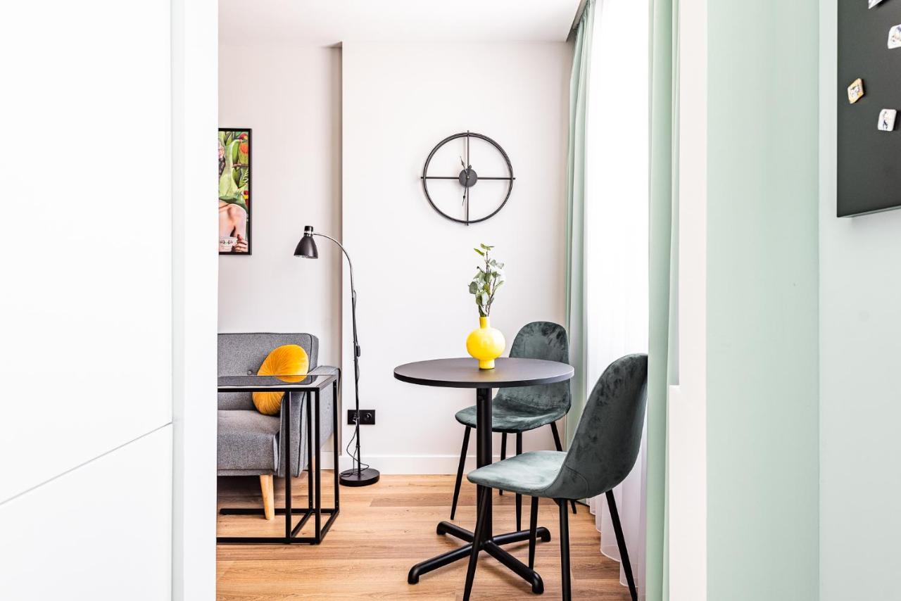 Apartment Frida Katowice Ligota Near Hospitals & Sum Exterior photo